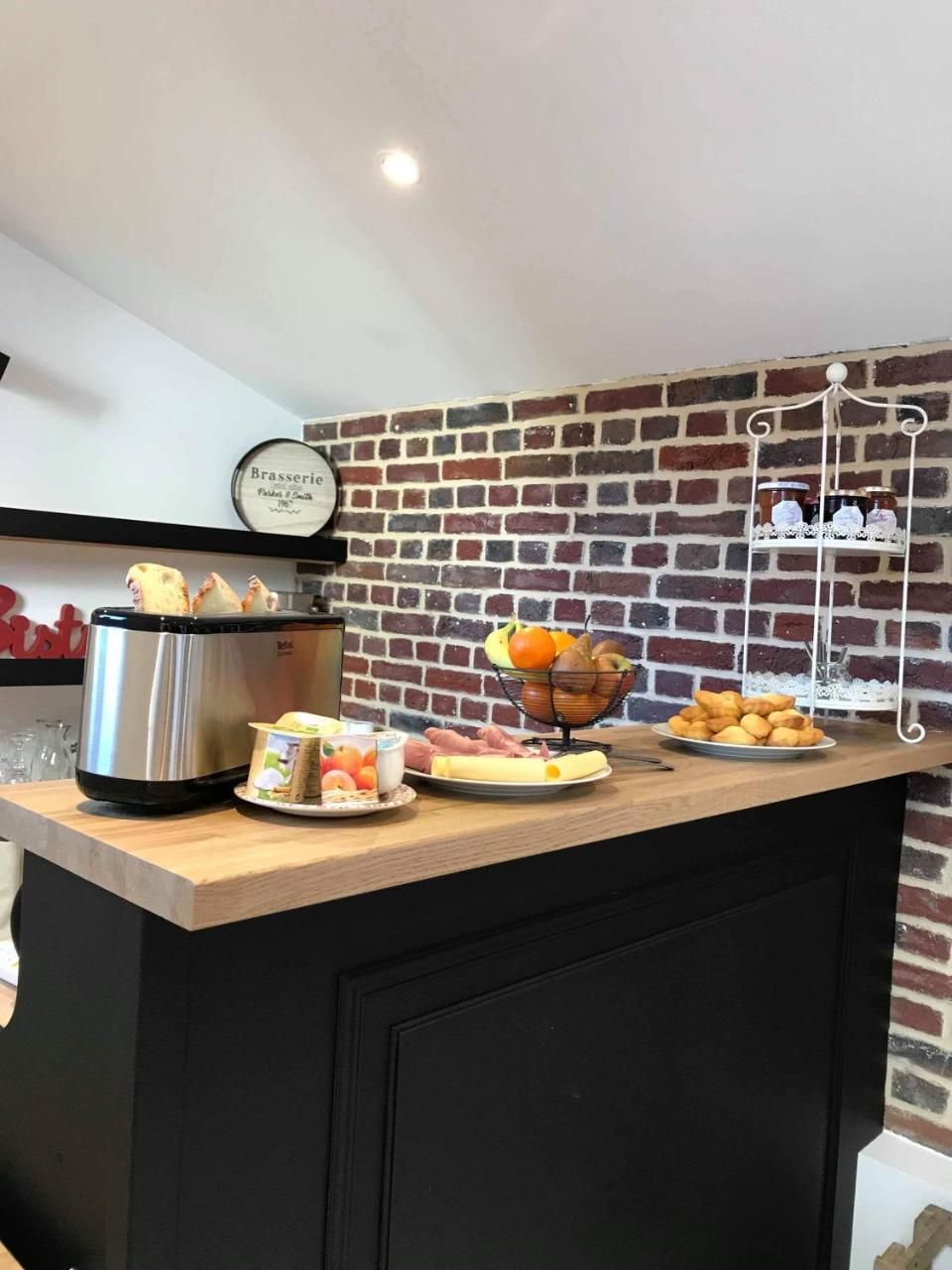Bed and Breakfast La Parenthese Epicurienne Beauvais Exterior foto